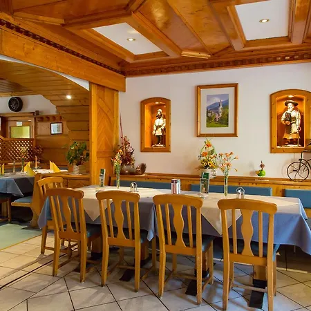 Gasthof Schwarzer Adler *